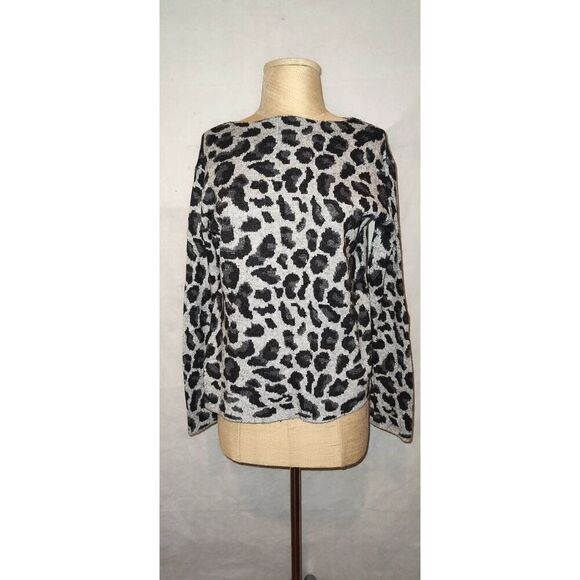 Massimo Dutti Wool Cashmere Black and grey animal print long sleeve sweater. Boa - Picture 1 of 4